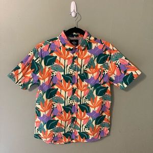 Mens button up Hawaiian shirt